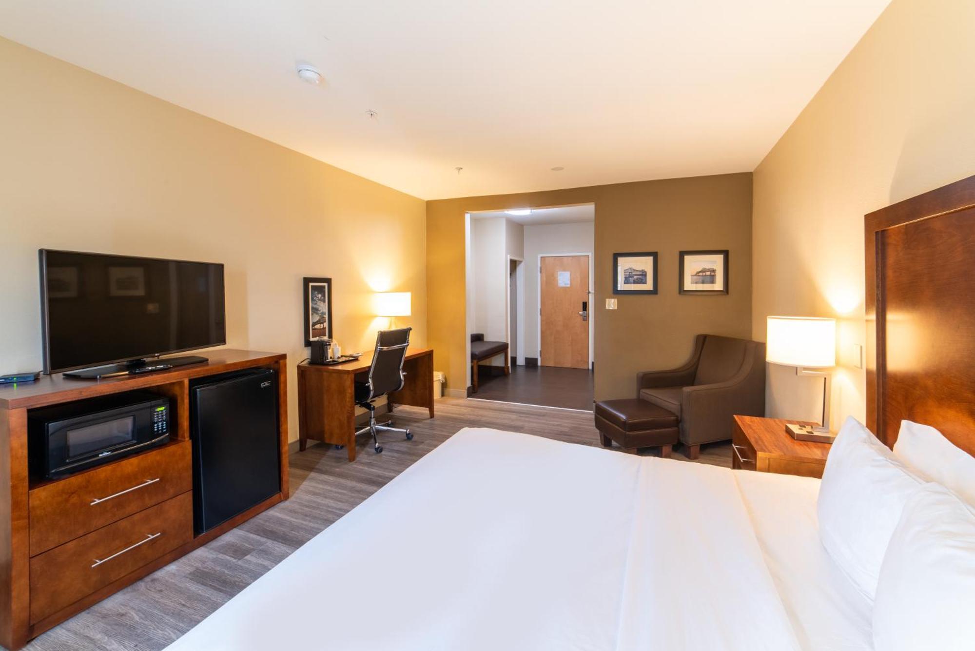 Comfort Inn&Suites Baton Rouge Airport Exterior foto